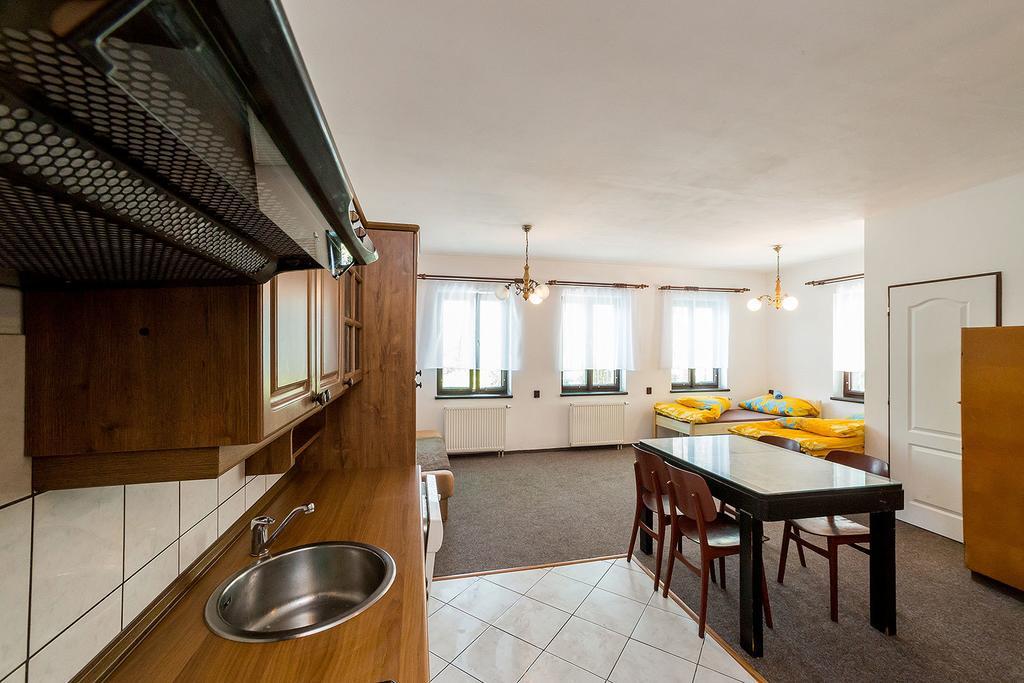 Hostel Havana Чески-Крумлов Номер фото